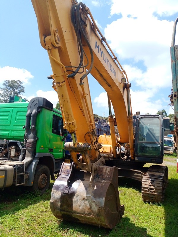 KHMA 721R HYUNDAI EXCAVATOR