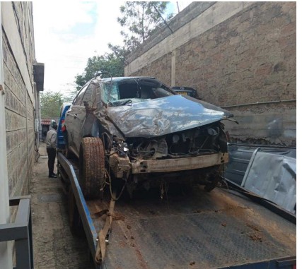 KCN 233C TOYOTA HARRIER