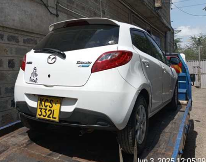 KCS 332L MAZDA DEMIO