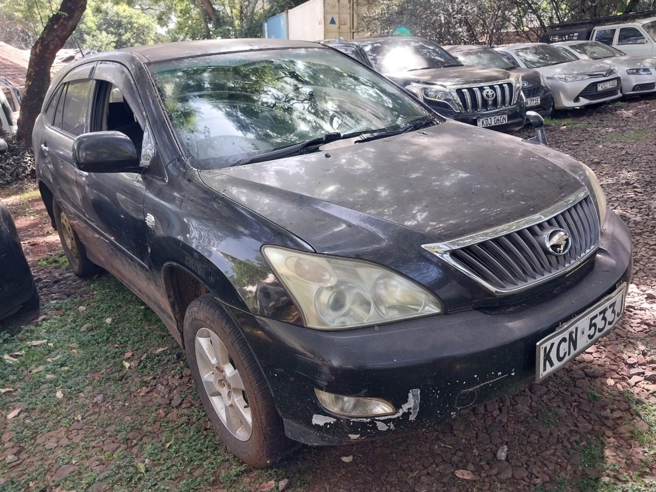 KCN 533J TOYOTA HARRIER