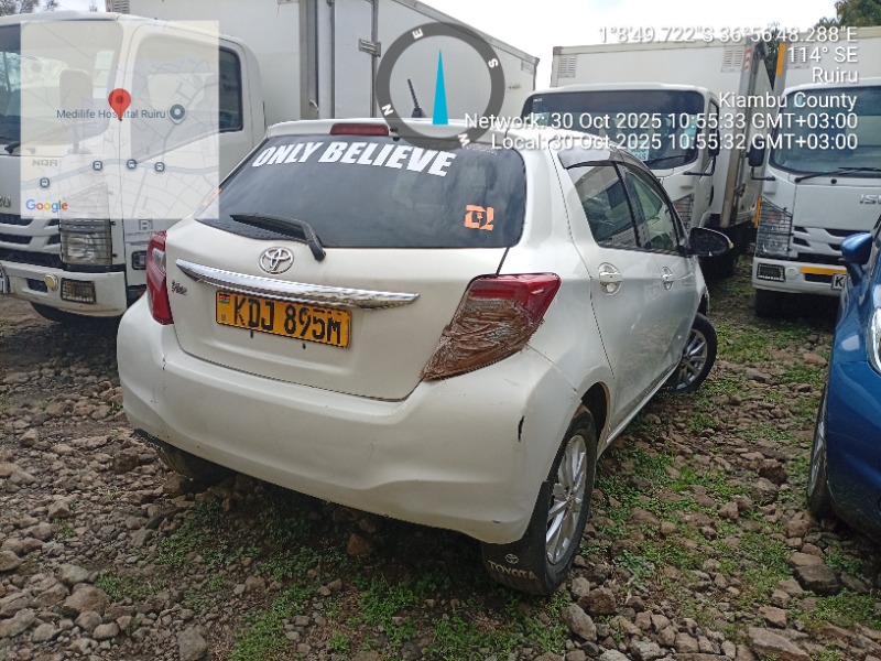 KDJ 895M TOYOTA VITZ
