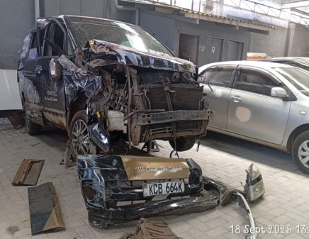 KCB 664K TOYOTA NOAH/VOXY