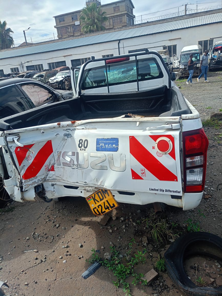 KDM 024L ISUZU D-MAX