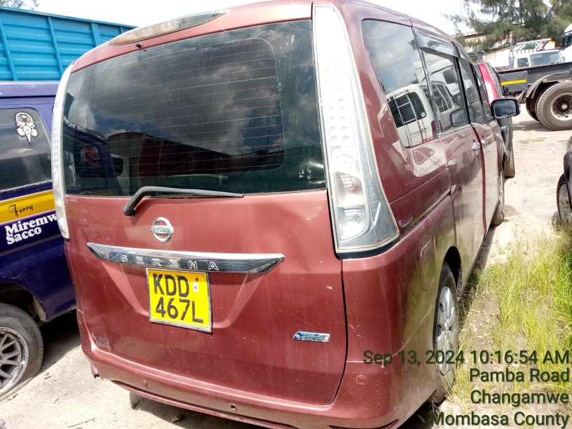 KDD 467L NISSAN SERENA