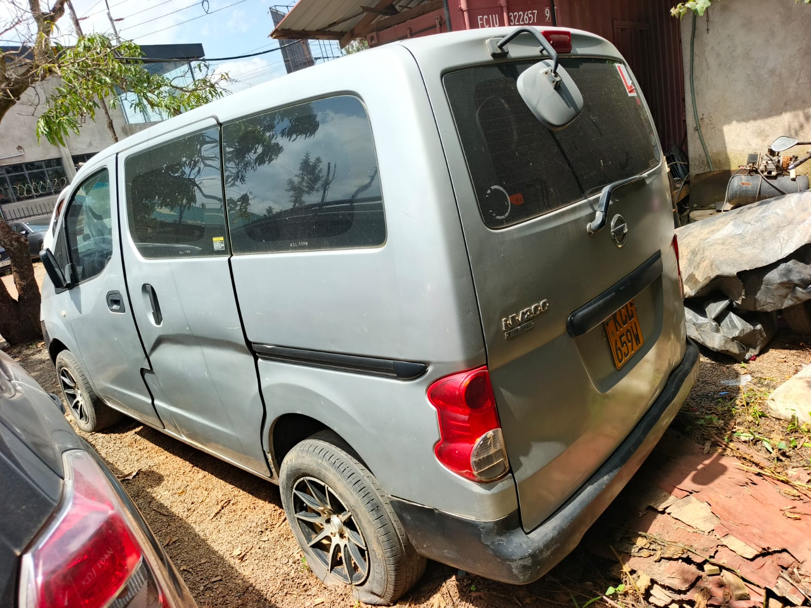 KCL 659W NISSAN VANNET - Image 2