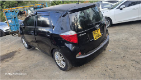 KCS 692L TOYOTA RACTIS - Image 6