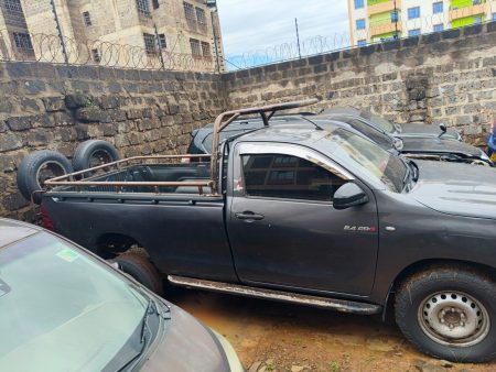 KDN 024X TOYOTA HILUX - Image 3